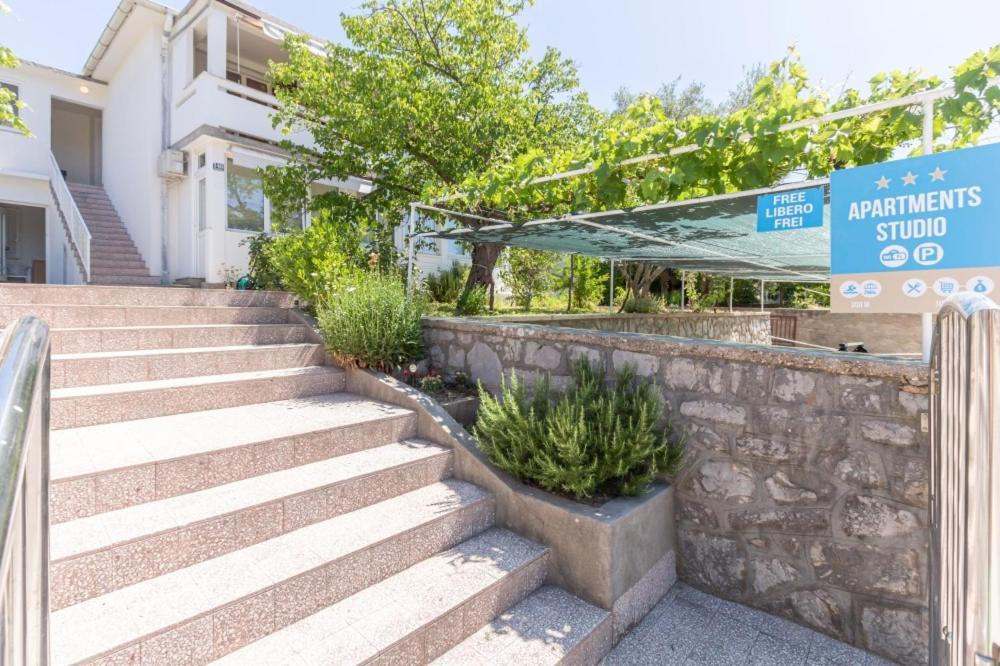 Apartments Meri Baška Zewnętrze zdjęcie